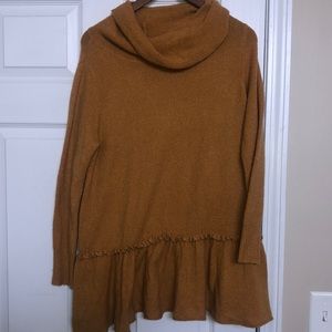 UMGEE MEDIUM MUSTARD YELLOW TURTLENECK LONG SLEEVE